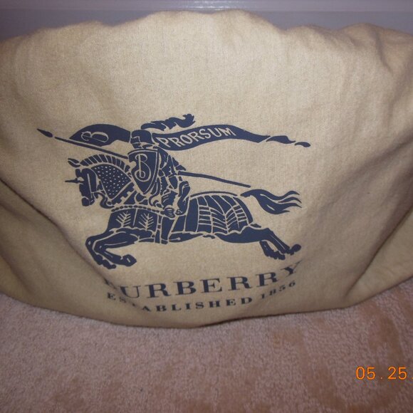 Burberry Orchard Bowling Handbag Bridle House Check pattern tan w/ original tags - Picture 16 of 16